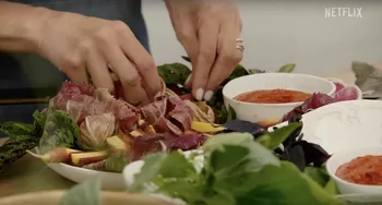 Кадр из шоу С любовью Меган