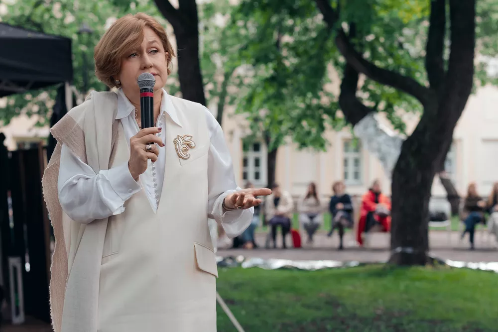 Елена Титова
