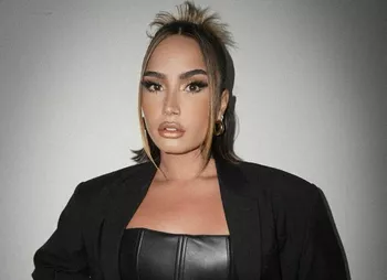 Деми Ловато