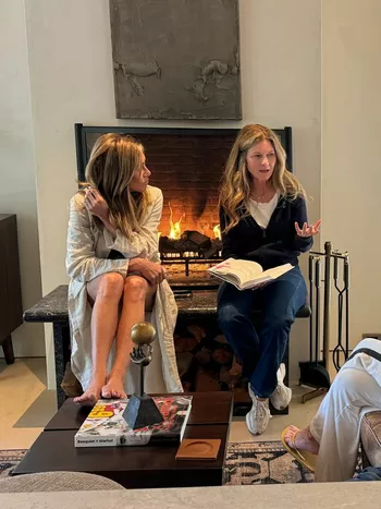 Дженнифер и Кристин