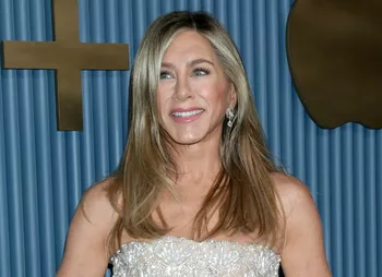 Дженнифер Энистон