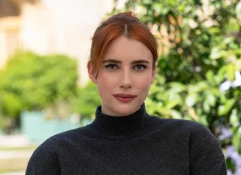 Эмма Робертс