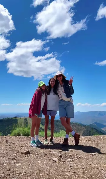 Кадр из видео Эммы