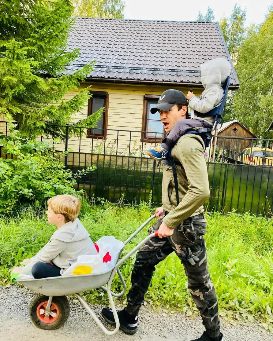 Матвеев с сыновьями
