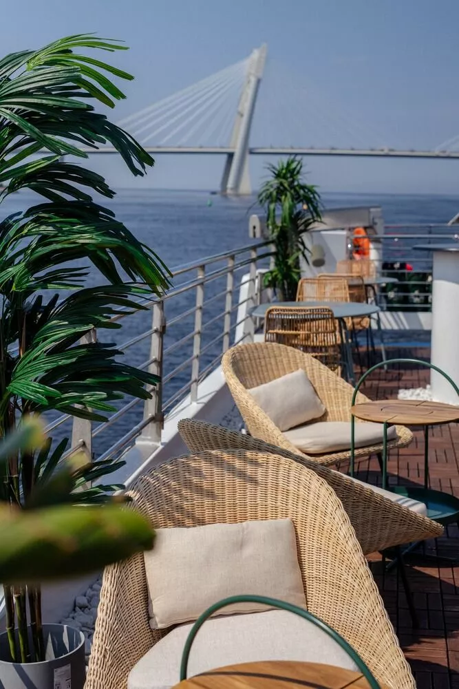 На верхней палубе Cruise by Kuznyahouse