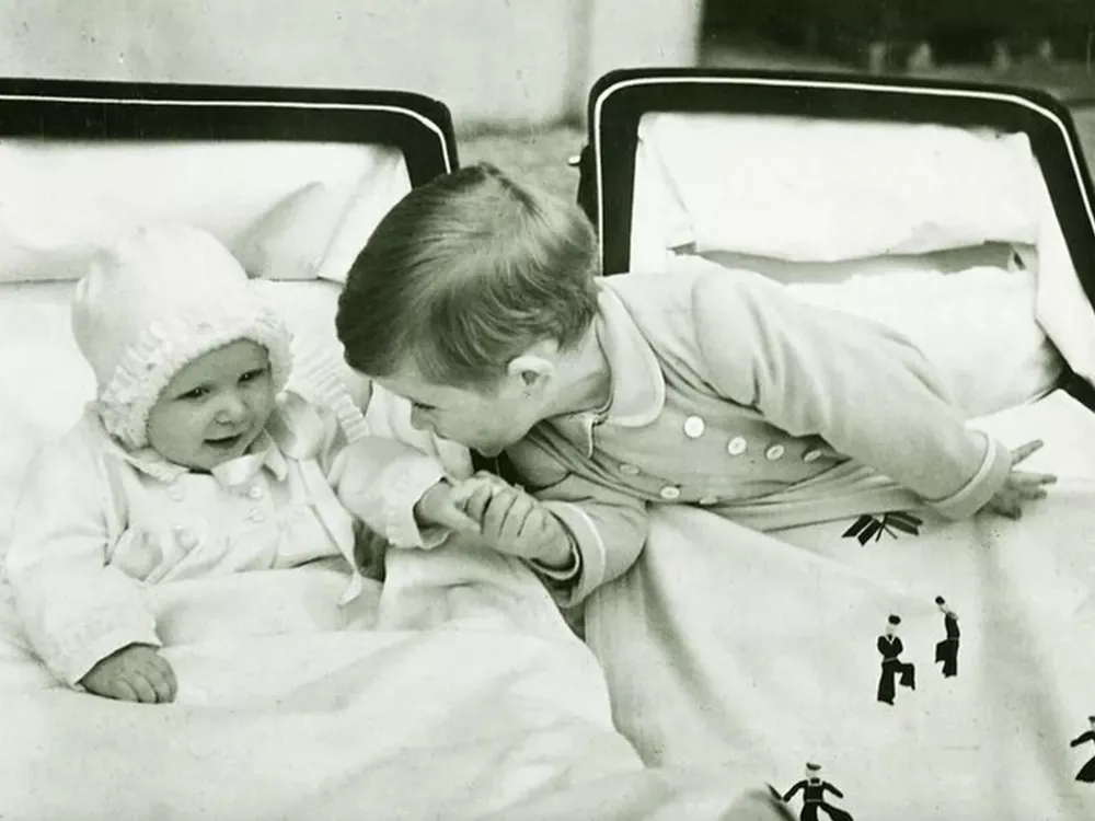 Король Карл III и принцесса Анна в детстве