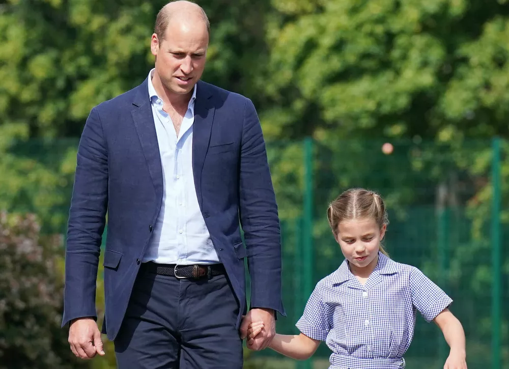 Принц Уильям и принцесса Шарлотта записали видеообращение к женской сборной по футболу