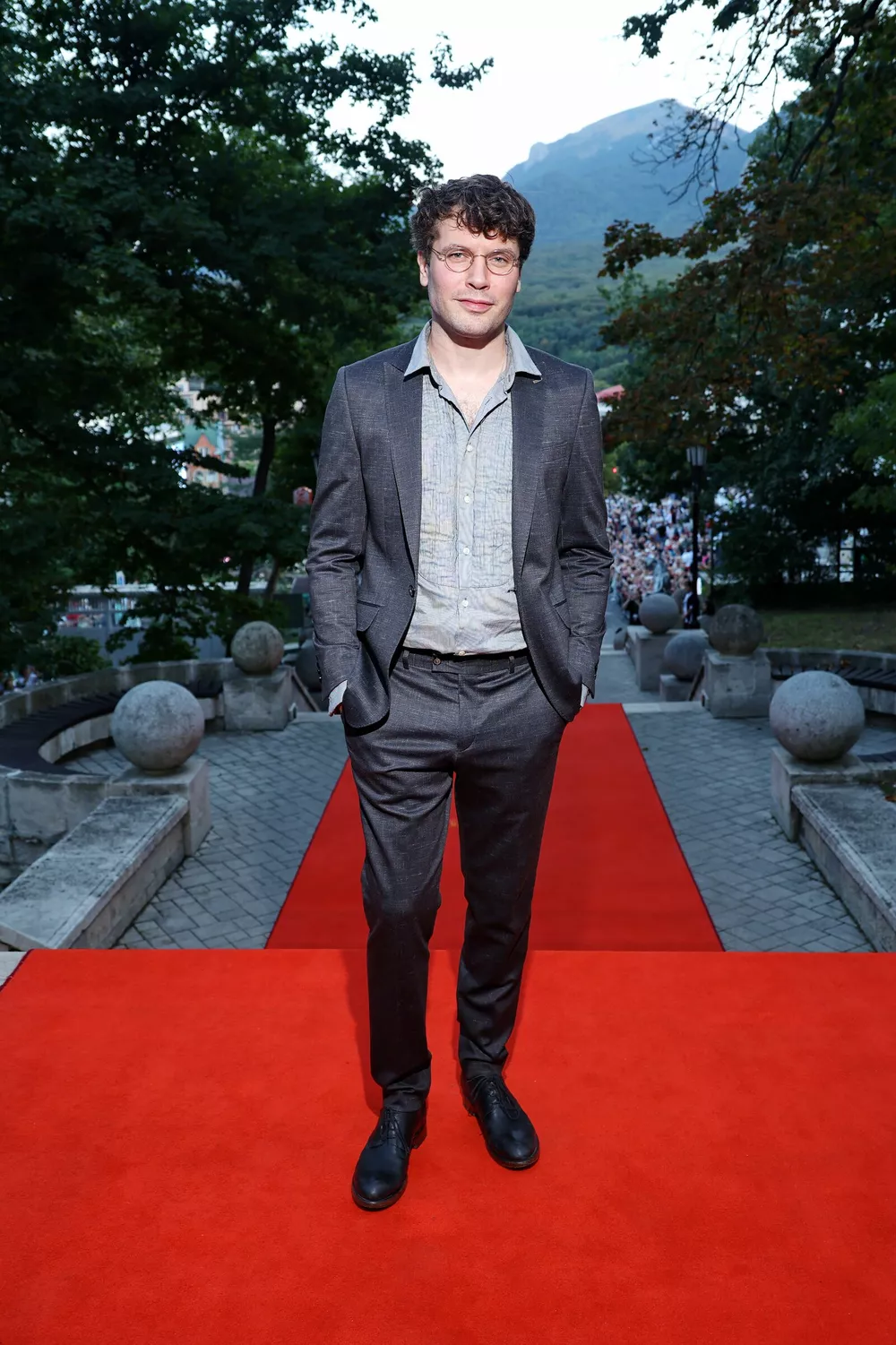 Павел Артемьев