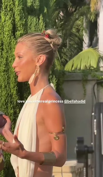 Белла Хадид