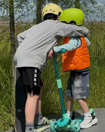 Финнеас и Сайлас