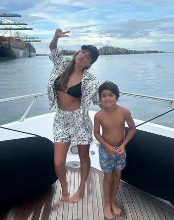 Джессика с сыном