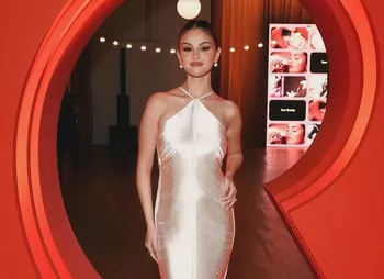 Селена Гомес