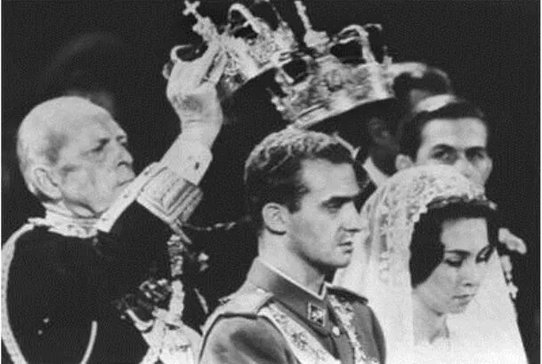 Венчание испанского наследного принца Хуана-Карлоса и греческой и датской принцессы Софии по православному обряду в Афинах 14 мая 1962 года