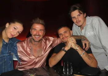 Дэвид Бекхэм с детьми