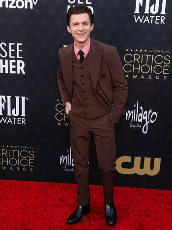 Том Холланд