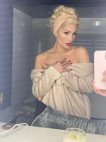 Дженнифер Лопес