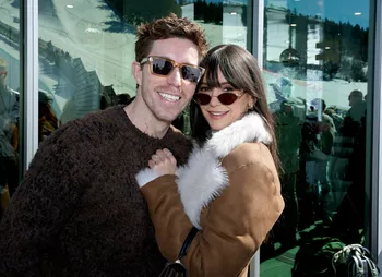 Нина Добрев