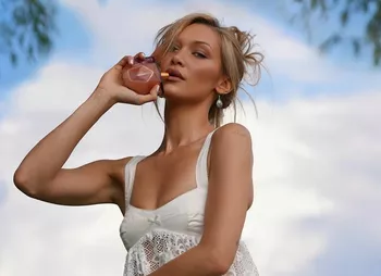 Белла Хадид