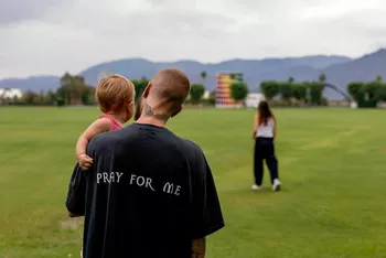 Джастин с сыном