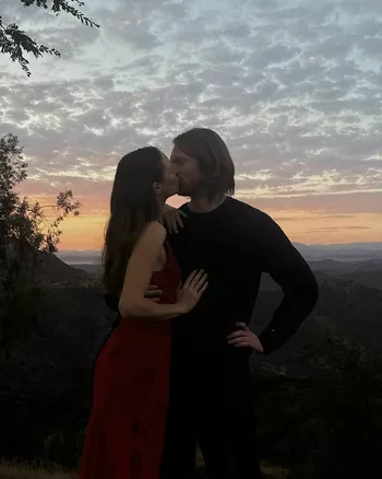 Клаудия и Финнеас