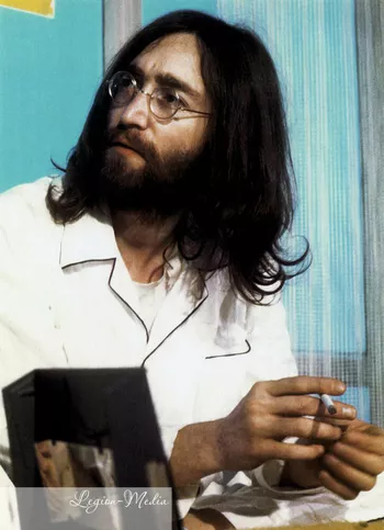 Джон Леннон