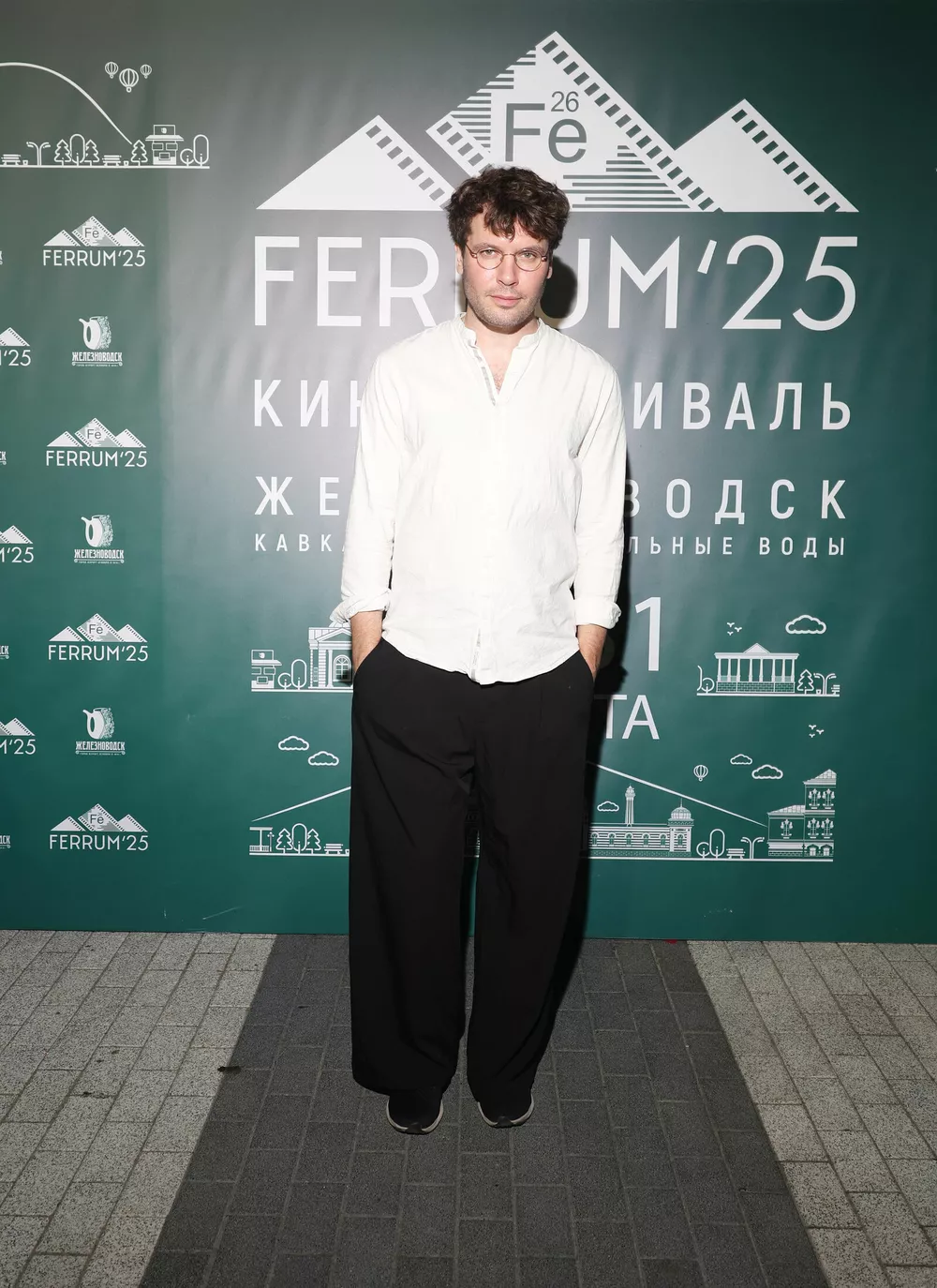 Павел Артемьев