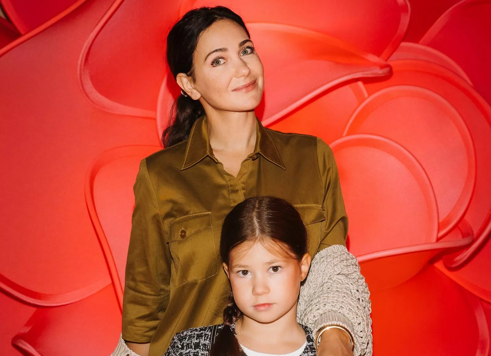 Тығыз джинсы мини юбкадағы порно