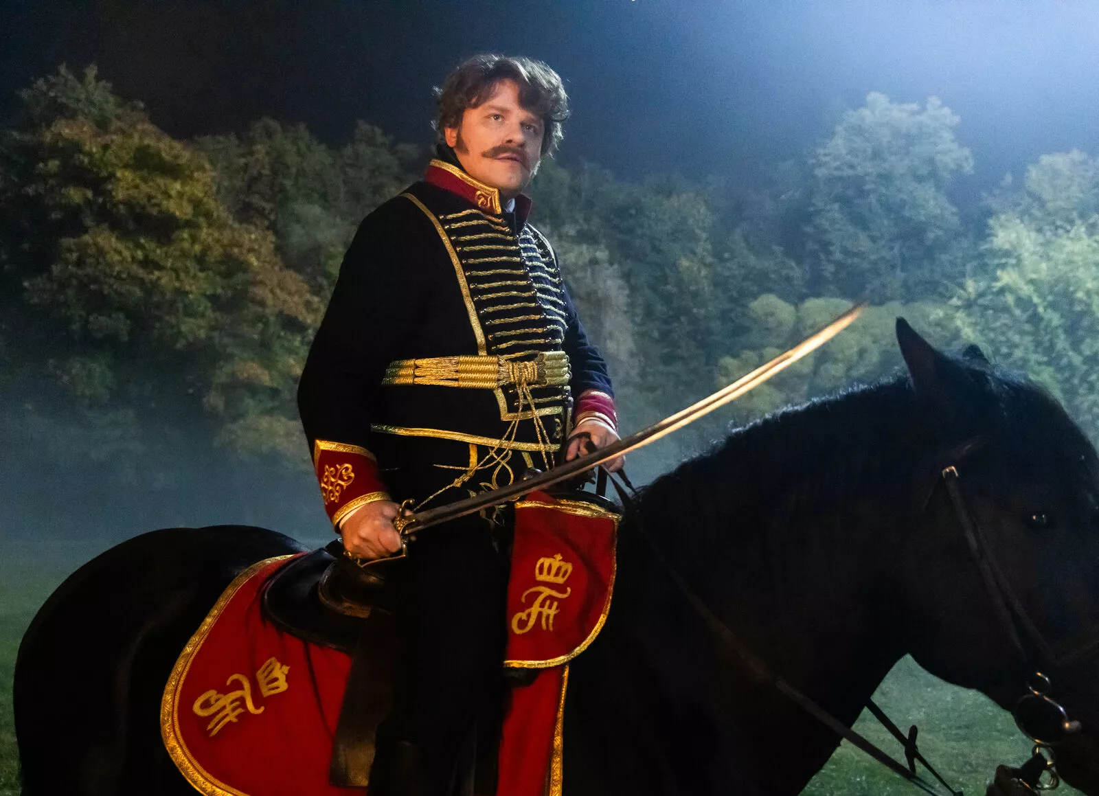 Дәретханадағы фотодағы жігіттер