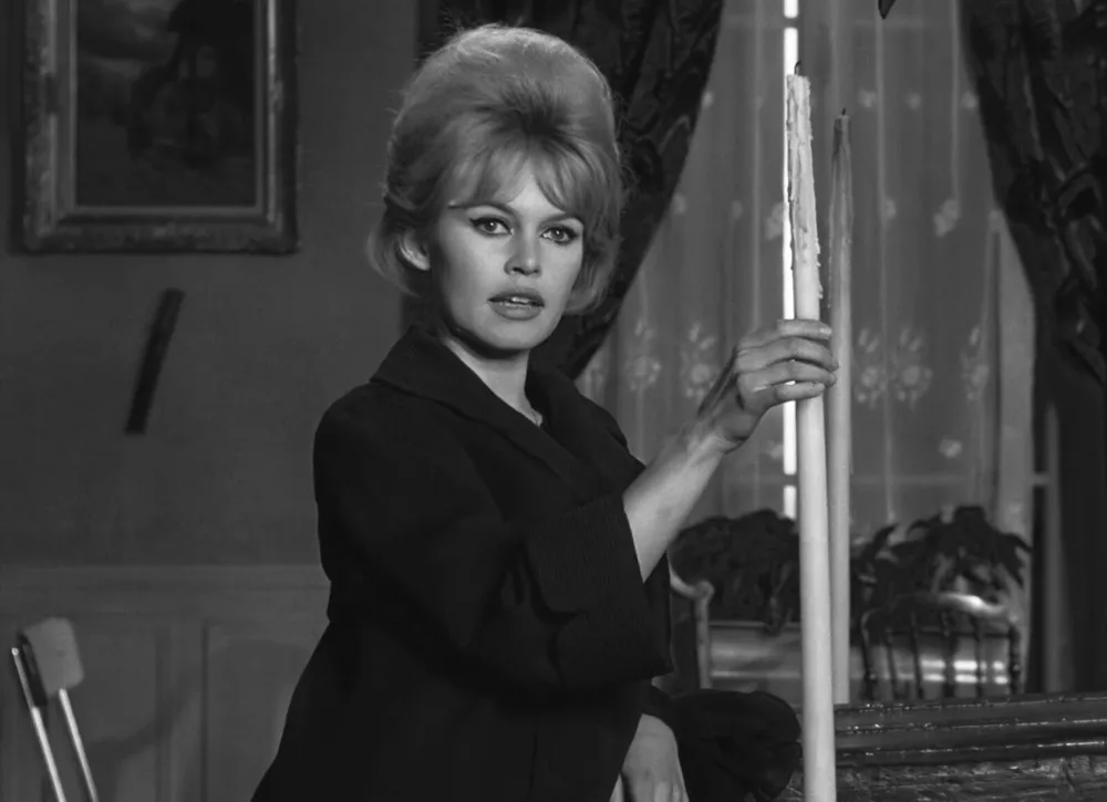 Брижит Бардо вышла на связь после больницы и опровергла слухи о своей смерти 