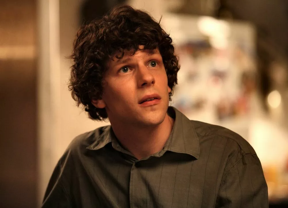 Джесси Айзенберг пожертвует почку незнакомцу