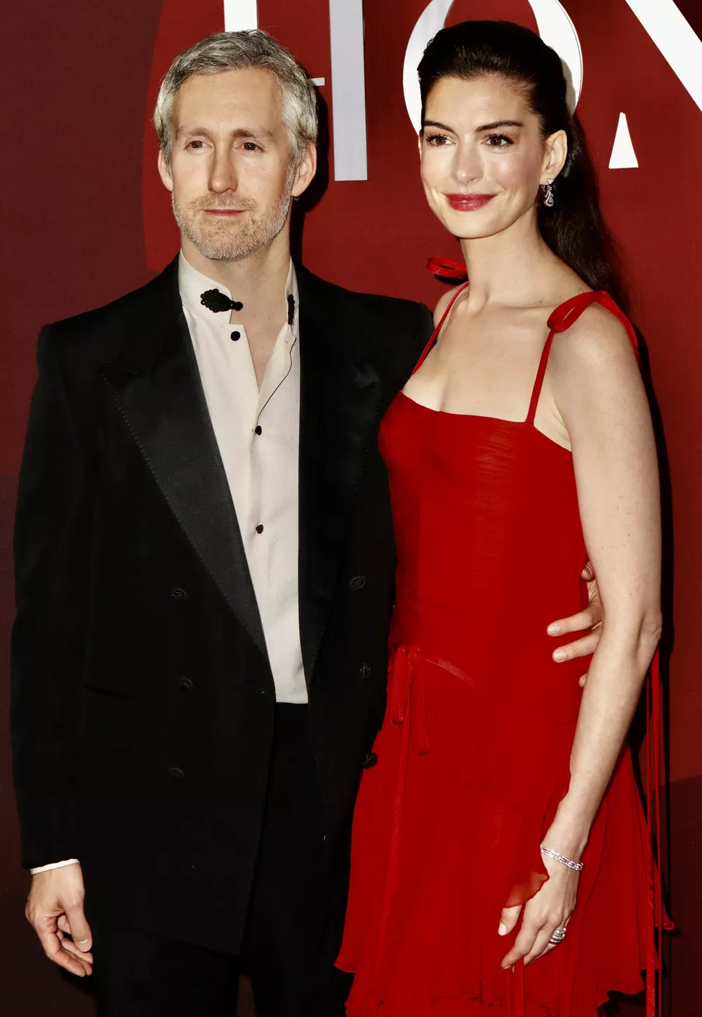 Энн Хэтэуэй с мужем