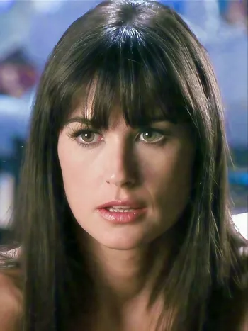 Деми Мур в Стриптизе