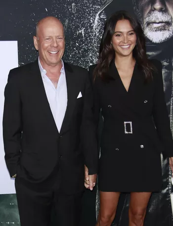 Брюс и Эмма