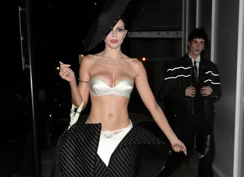 Джулия Фокс