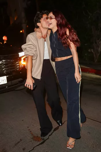 Камила Мендес