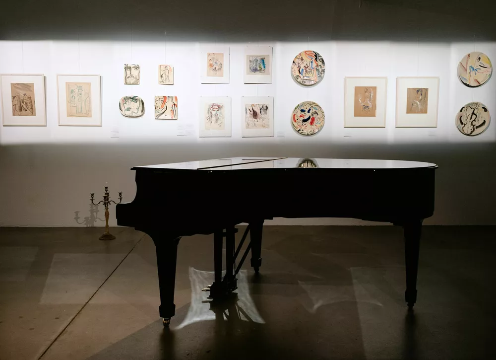 Городская ось и дыхание земли: на какие выставки отправиться в ноябре