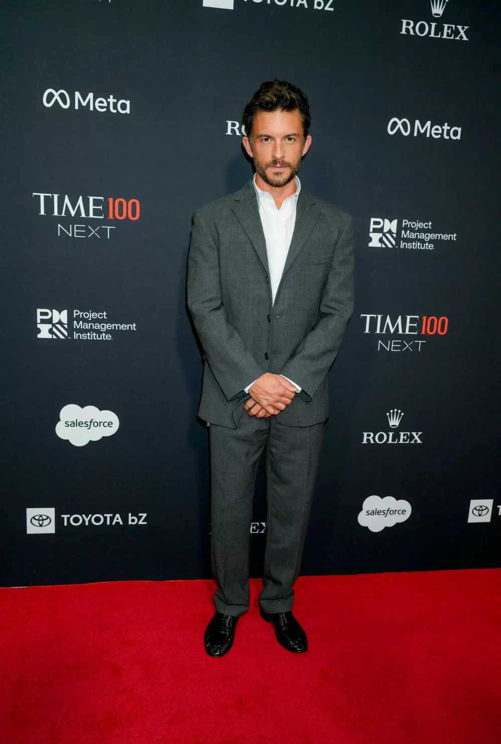 Джонатан Бейли