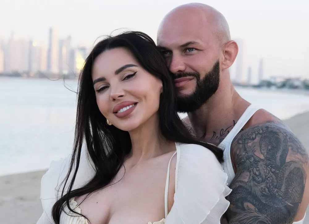 Оксана Самойлова на первом заседании по разводу с Джиганом: "Мы не общаемся с 20 сентября"