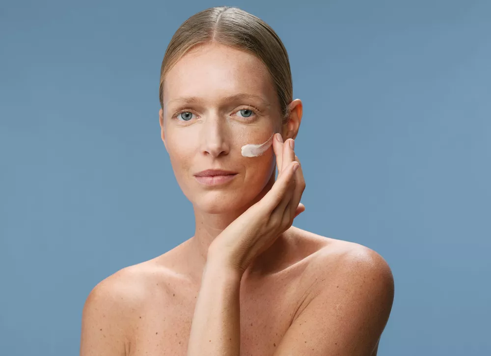 От бальзама с филлер-эффектом до крема для digital-брейка: дайджест beauty-новостей