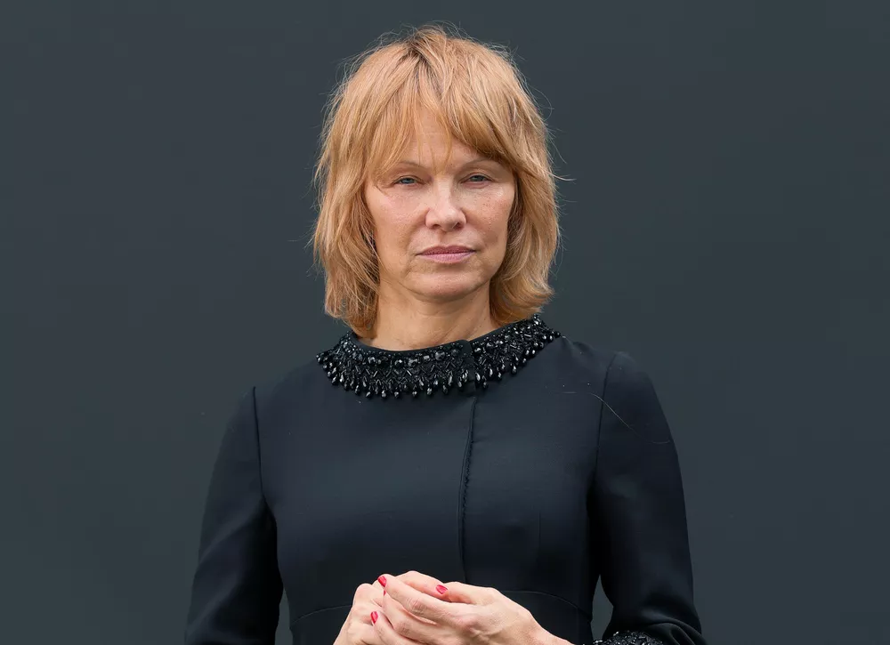 Памела Андерсон, Колман Доминго и другие на показе новой коллекции Valentino