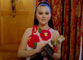 Селена Гомес