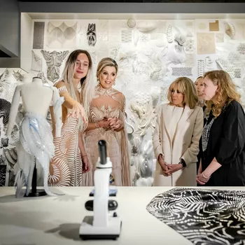 Королева Нидерландов на открытии выставки