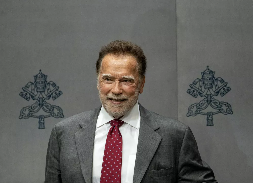 Арнольд Шварценеггер организовал благотворительный кинопоказ