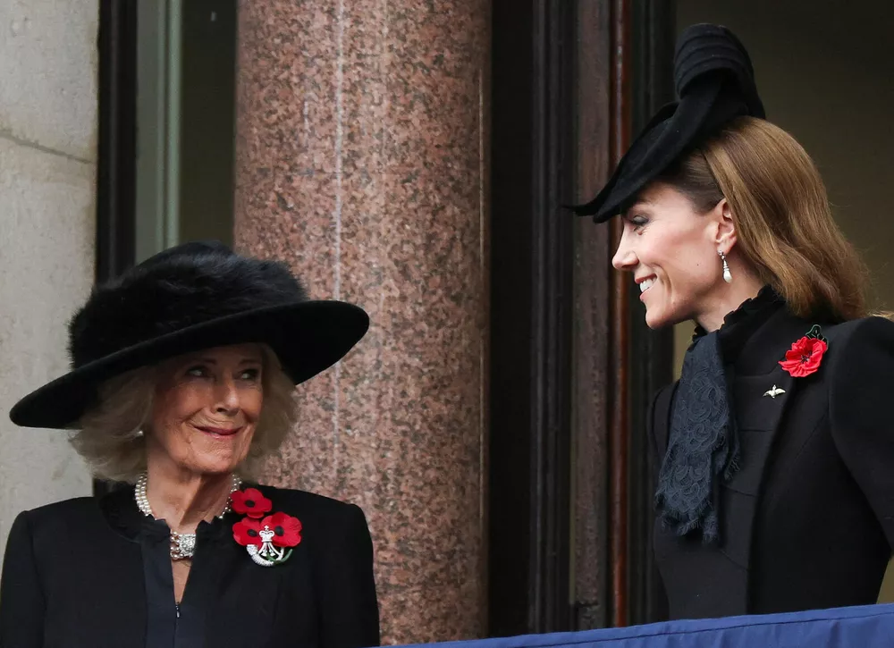 Детали образа Кейт Миддлтон на Дне памяти