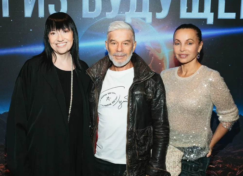 Филипп Киркоров, Александр Буйнов, Олег Газманов и другие на премьере футуристического шоу Мы из будущего