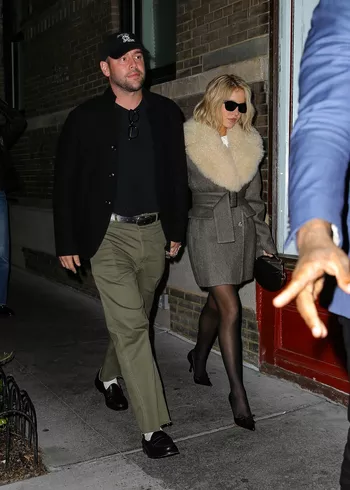 Скутер и Сидни