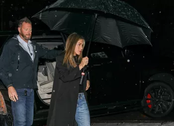 Дженнифер Энистон