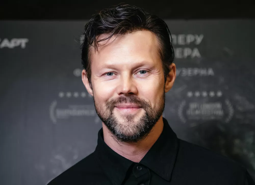 Даниил Воробьев, Глафира Тарханова, Тимур Родригез и Катя Кабак на премьере фильма Сущность с Бенедиктом Камбербэтчем