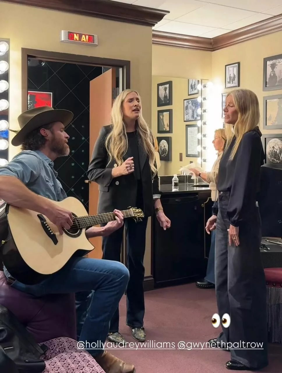 Холли, Крис и Гвинет