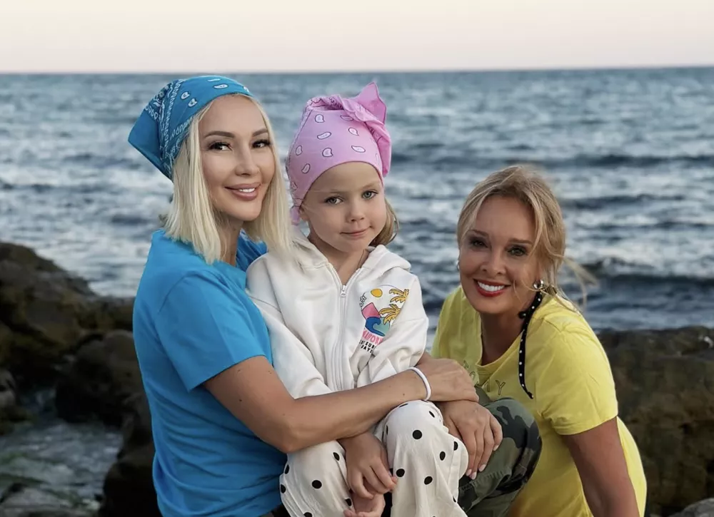 Лера Кудрявцева рассказала о взаимоотношениях со старшей сестрой